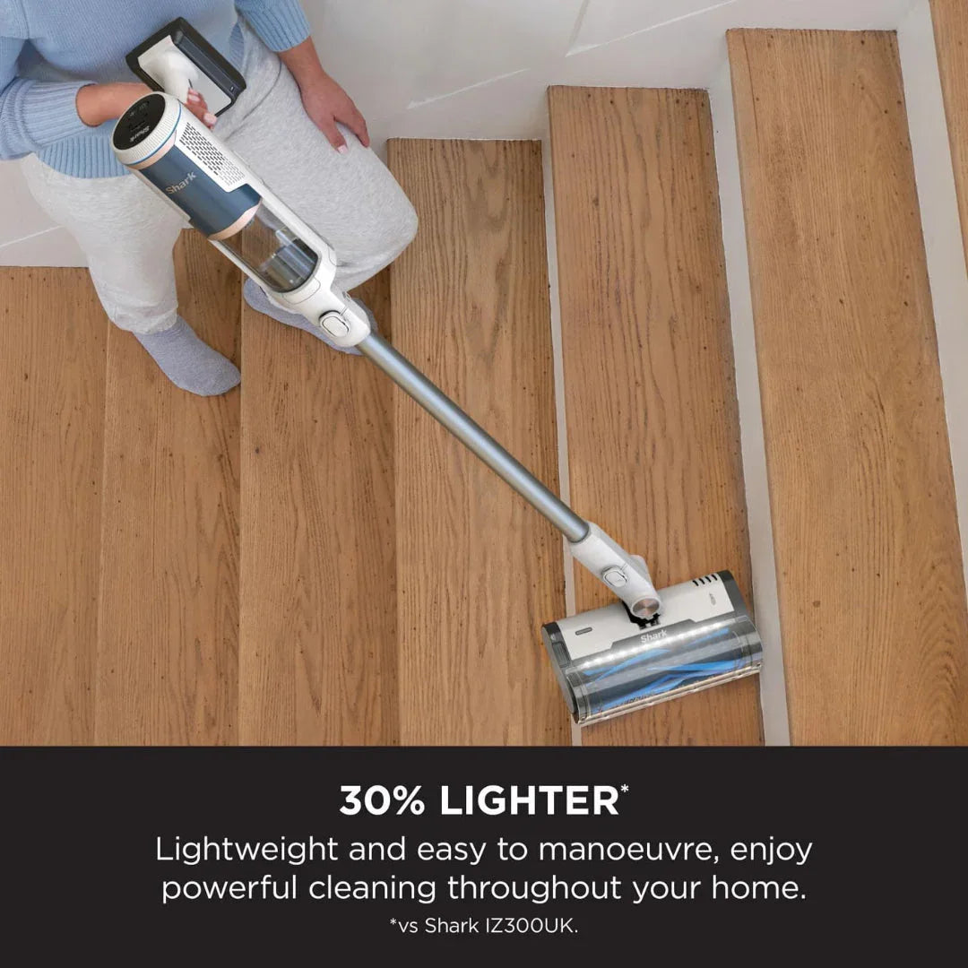 Shark Cordless Stick Vacuum with Auto Empty System | BU3521UK