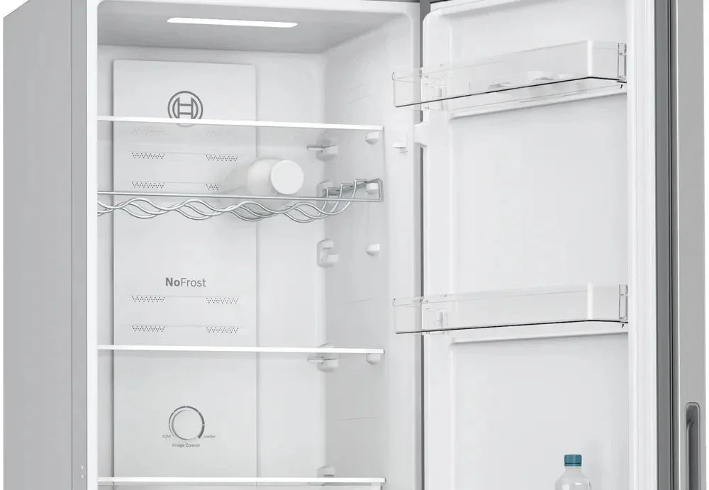 Bosch Serie 2 Freestanding 50/50 Fridge Freezer | KGN27NLEAG