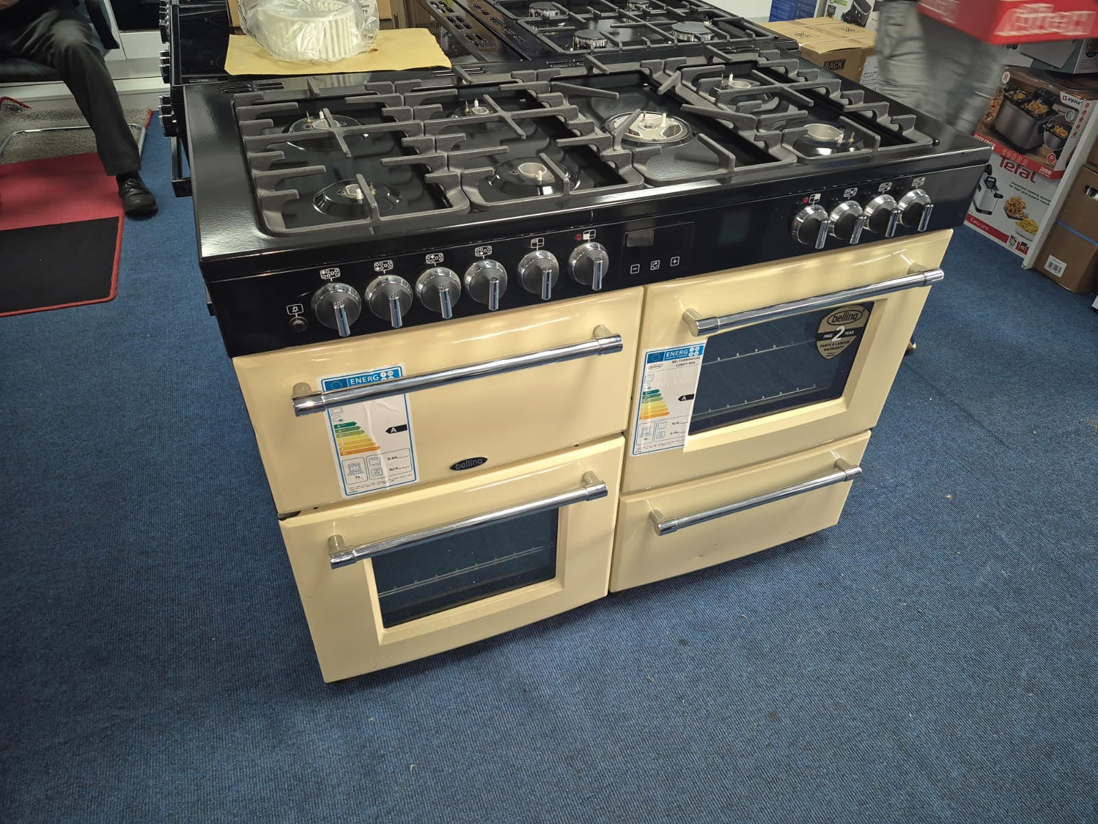 *BOX DAMAGED* Belling Farmhouse 110cm Dual Fuel Range Cooker Cream | 444444147